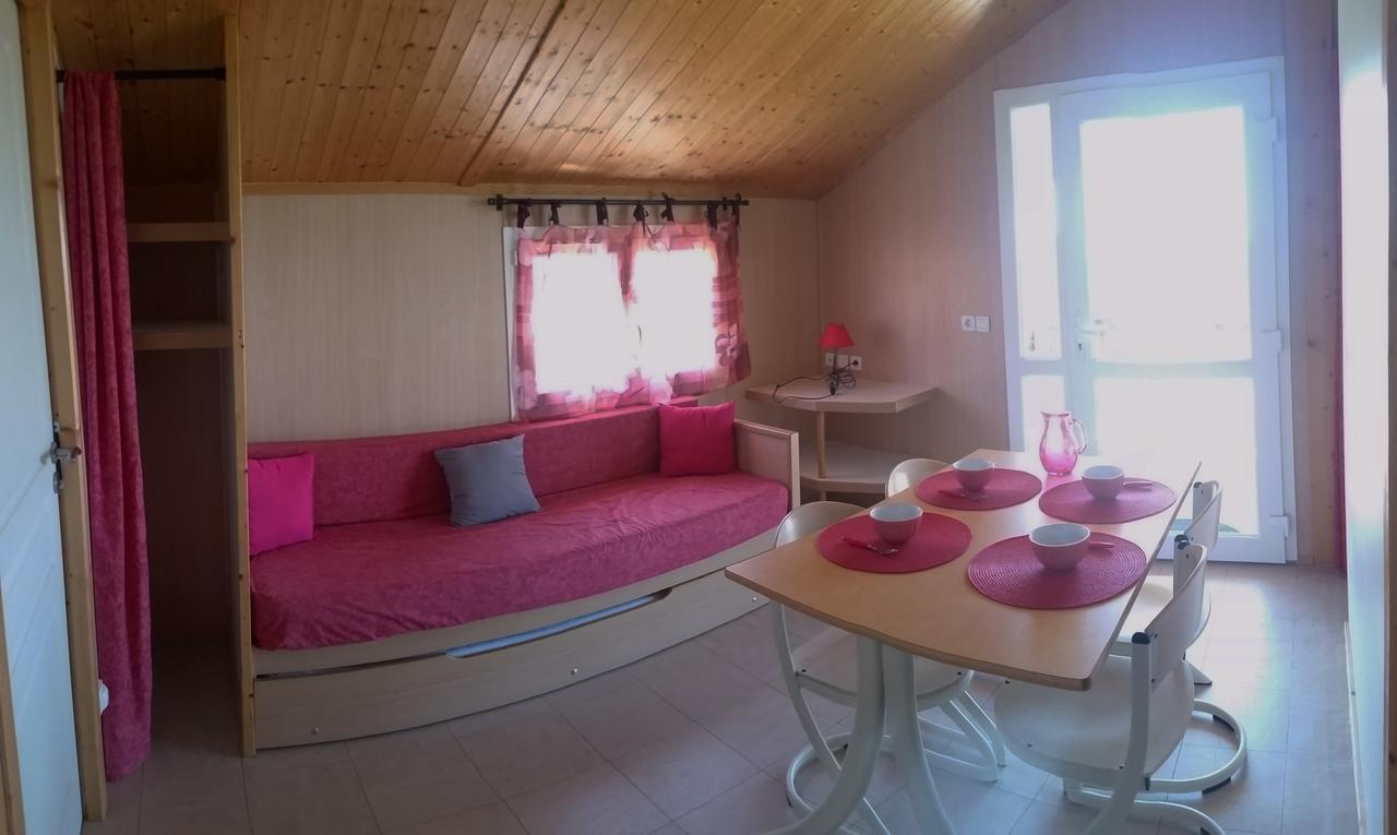 Les Chalets Du Piou Bussieres  المظهر الخارجي الصورة